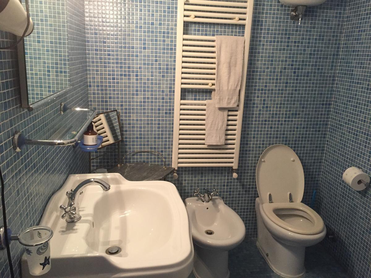 Casa Fornaciari Bed & Breakfast Viareggio Eksteriør bilde