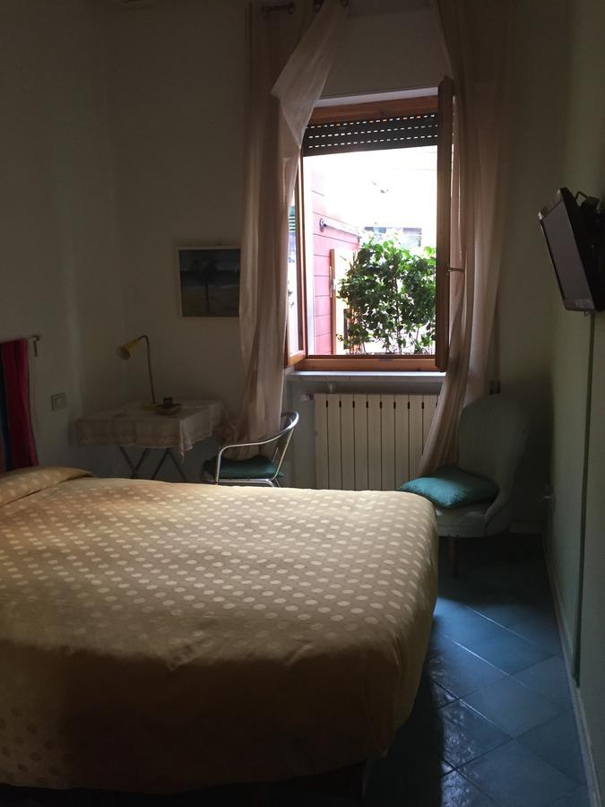 Casa Fornaciari Bed & Breakfast Viareggio Eksteriør bilde